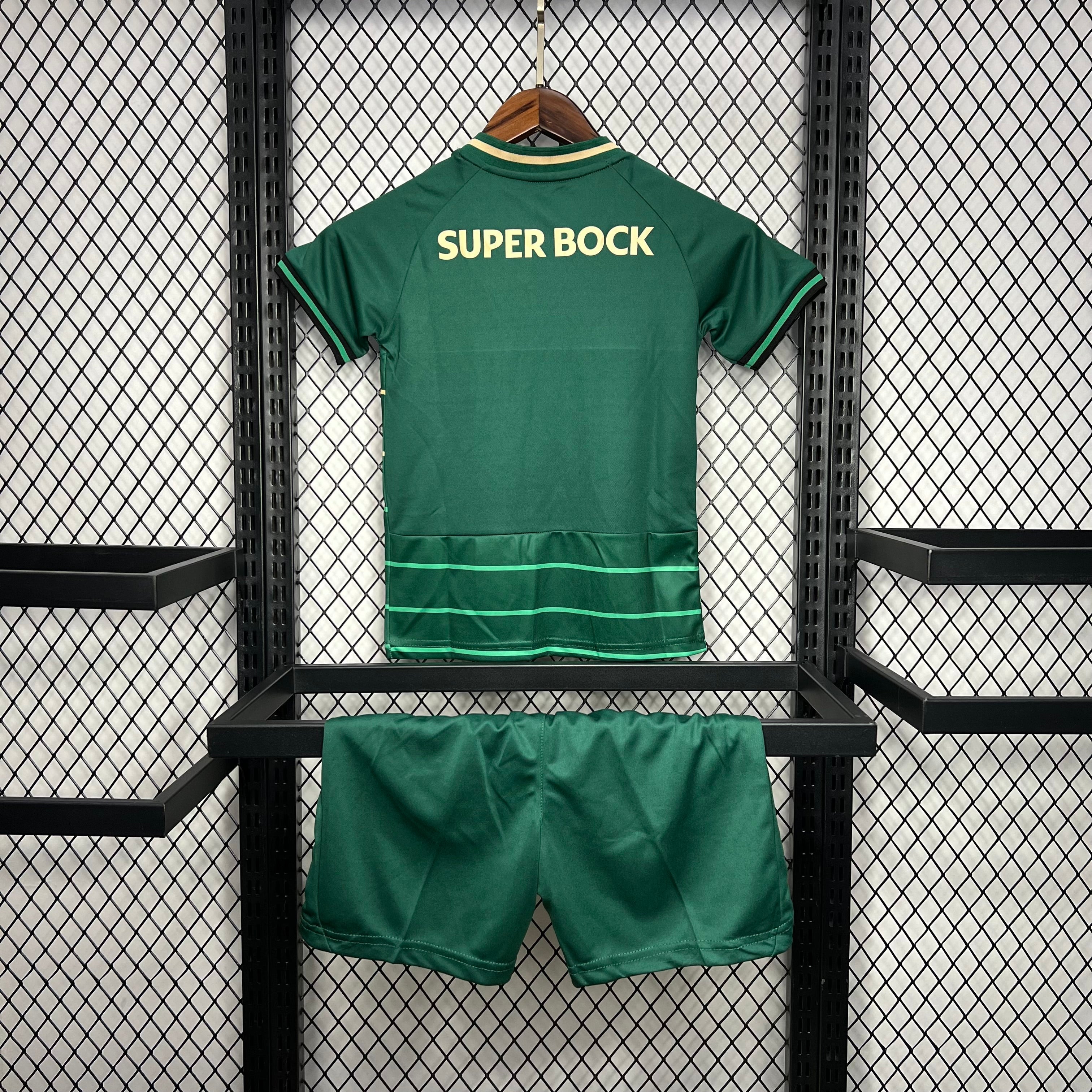 Kit enfant Sporting CP Extérieur 24/25 - Vêtements de sport