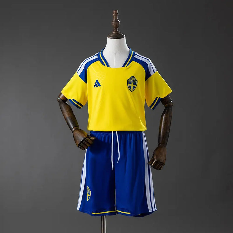 Kit enfant Suède Coupe du Monde 2026 Domicile - Vêtements de sport