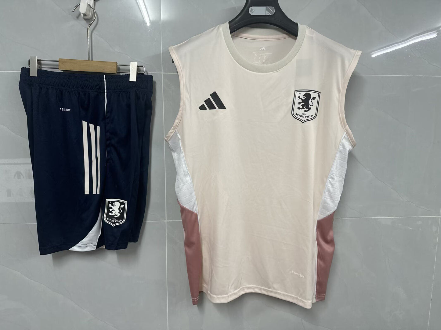 Kit enfant West Ham Entrainement 25/26 Vêtements de sport