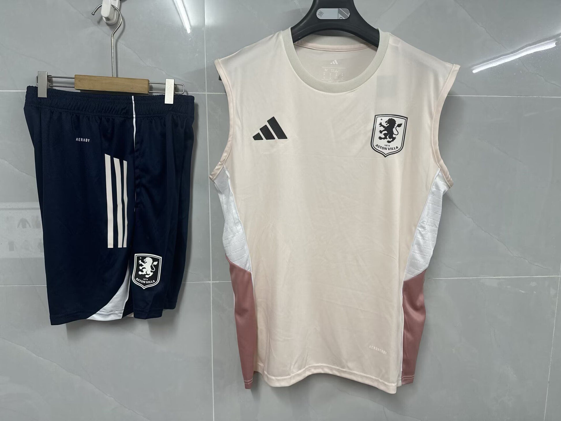 Kit enfant West Ham Entrainement 25/26 Vêtements de sport