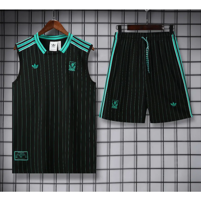 Kit Entraînement Liverpool Noir 2025/2026 - Vêtements de sport