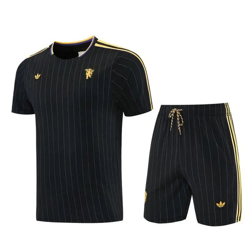 Kit Entraînement Manchester United Noir Icon 2025/2026 Manches courtes - Vêtements de sport