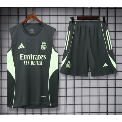 Kit Entraînement Real Madrid Gris 2025/2026 - Vêtements de sport