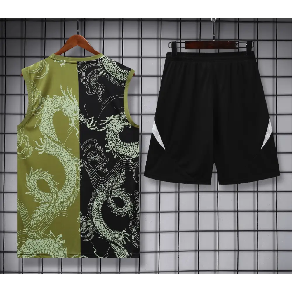 Kit Entraînement Real Madrid Motifs Noir & Vert 2025/2026 - Vêtements de sport