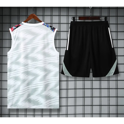 Kit Entraînement Real Madrid Noir & Blanc Rayé 2025/2026 - Vêtements de sport