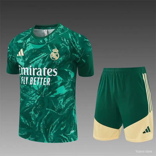 Kit Entraînement Real Madrid vert 2025/2026 Manches courtes - Vêtements de sport