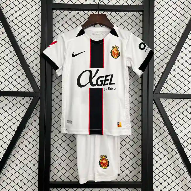 Kits Enfant Mallorca Extérieur 2025/2026 - Vêtements de sport