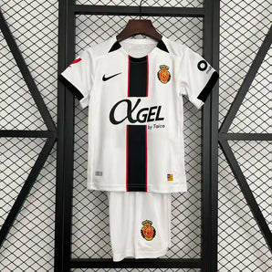 Kits Enfant Mallorca Extérieur 2025/2026 - Vêtements de sport