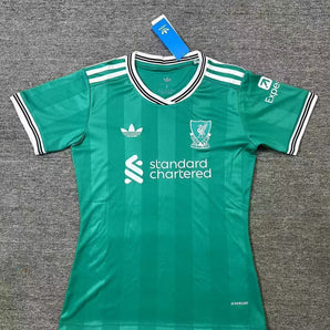 Liverpool Exterieur Third 2025/2026 - Vêtements de sport