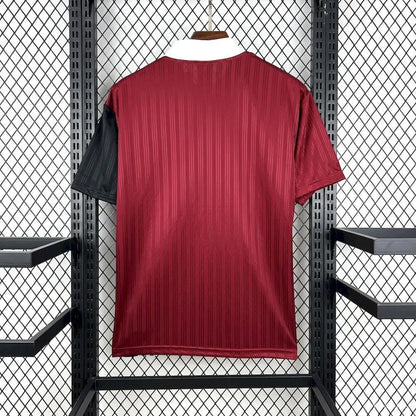 Maillot Adidas Trefoil Bordeaux Oasis 2026 - Vêtements de sport