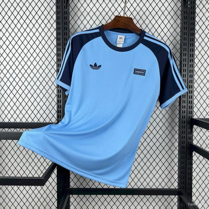 Maillot Adidas Trefoil Ciel Oasis 2026 - Vêtements de sport