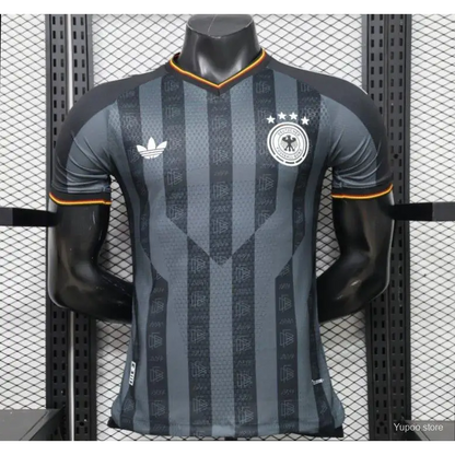 Maillot Allemagne Coupe du Monde 2026 Concept Noir Version joueur - Vêtements de sport