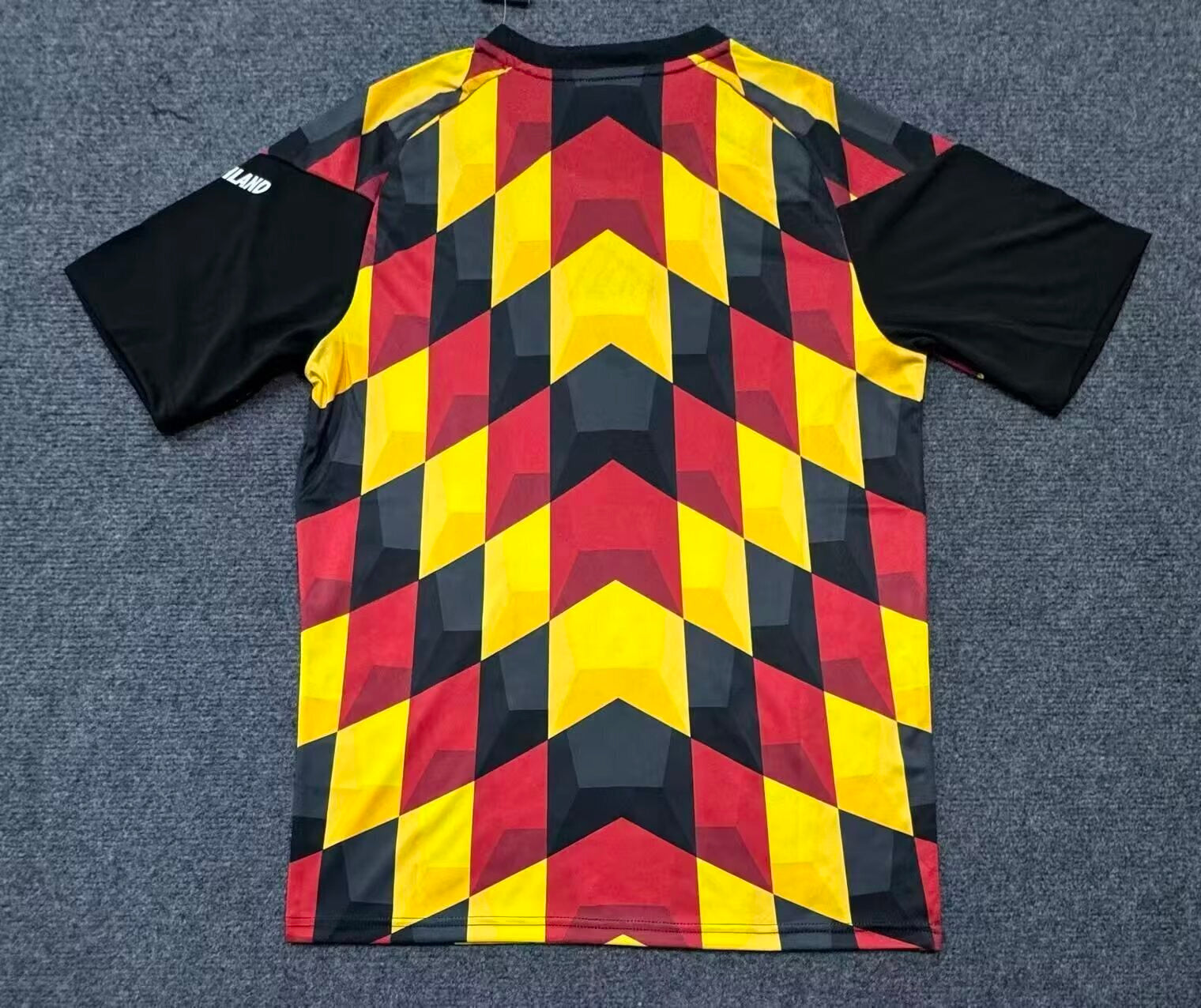 Maillot Allemagne Training noir et jaune Coupe du monde 2026 - Vêtements de sport