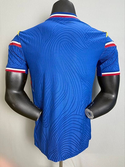Maillot France Concept bleu version joueur Coupe du Monde 2026 - Vêtements de sport