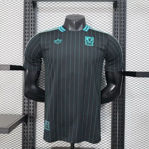 Maillot Liverpool Concept noir Version Joueur 2025/2026 - Vêtements de sport