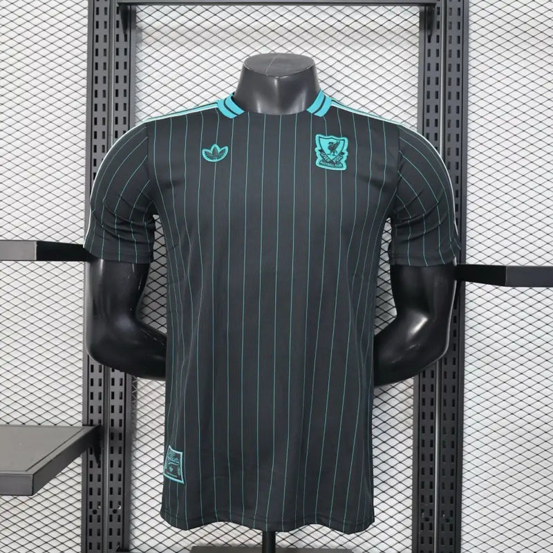 Maillot Liverpool Concept noir Version Joueur 2025/2026 - Vêtements de sport