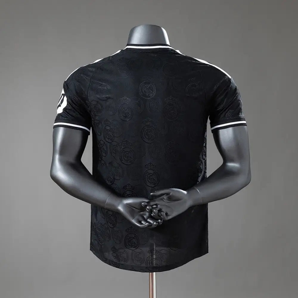 Maillot Real Madrid 2026/2027 Concept Noir Version Joueur - Vêtements de sport