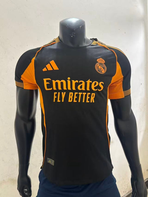 Maillot Real Madrid Noir & Orange 2025/2026 - Vêtements de sport