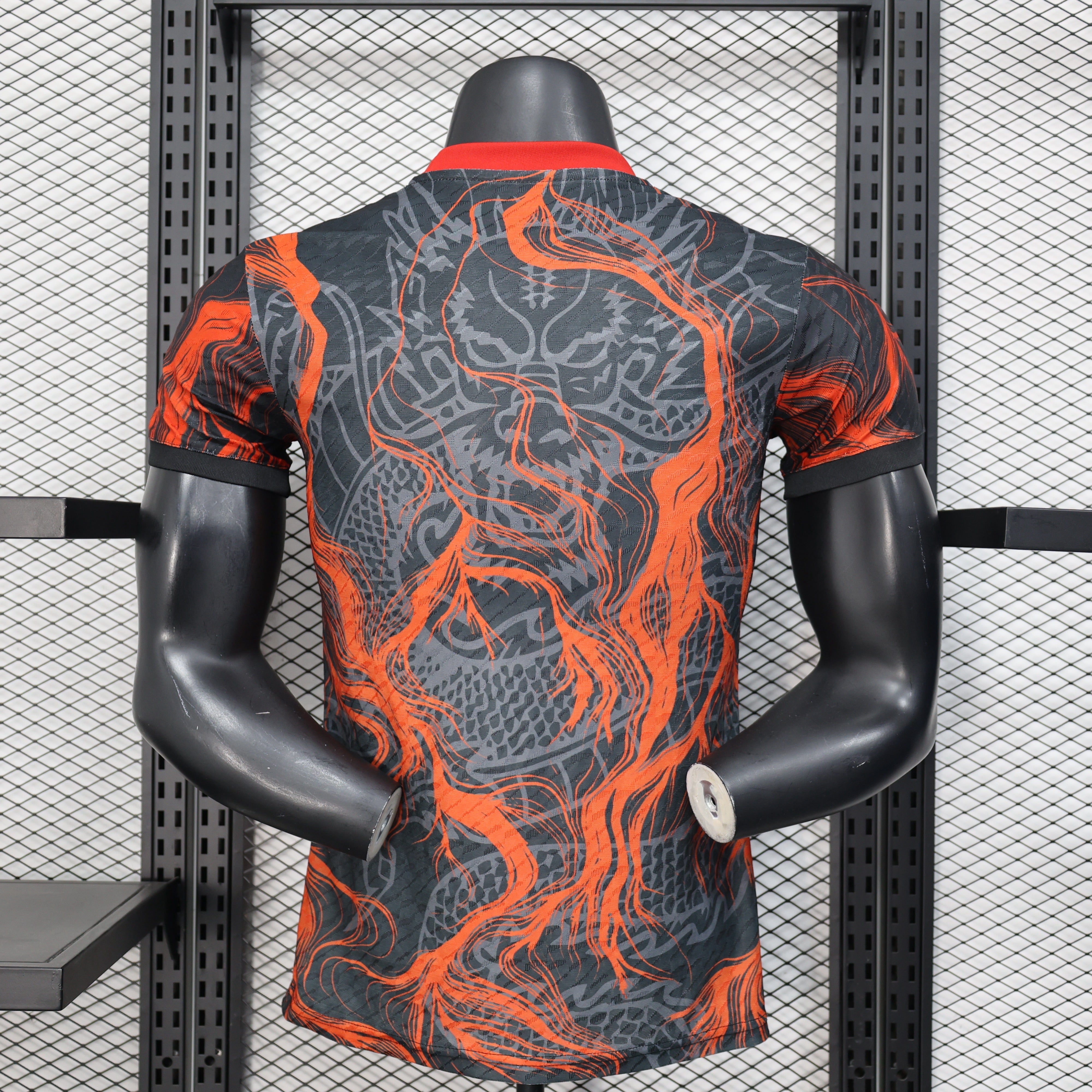 Maillot Real Madrid serpent rouge 2025/2026 - Vêtements de sport