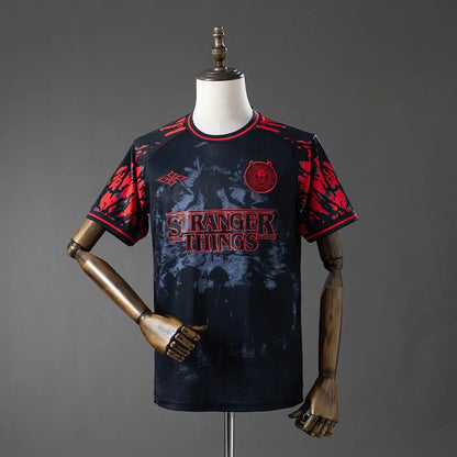 Maillot Stranger Things Concept 2026/2027 - Vêtements de sport