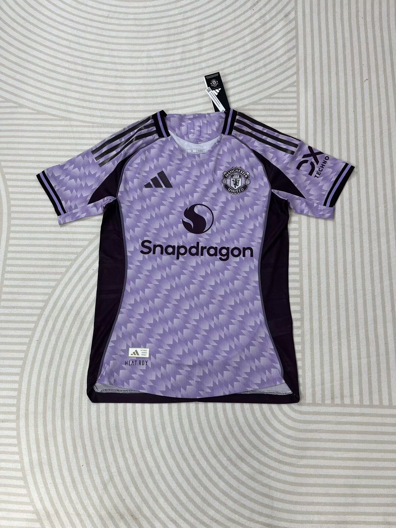Maillot Manchester United Violet/Noir 2025/2026 - Vêtements de sport