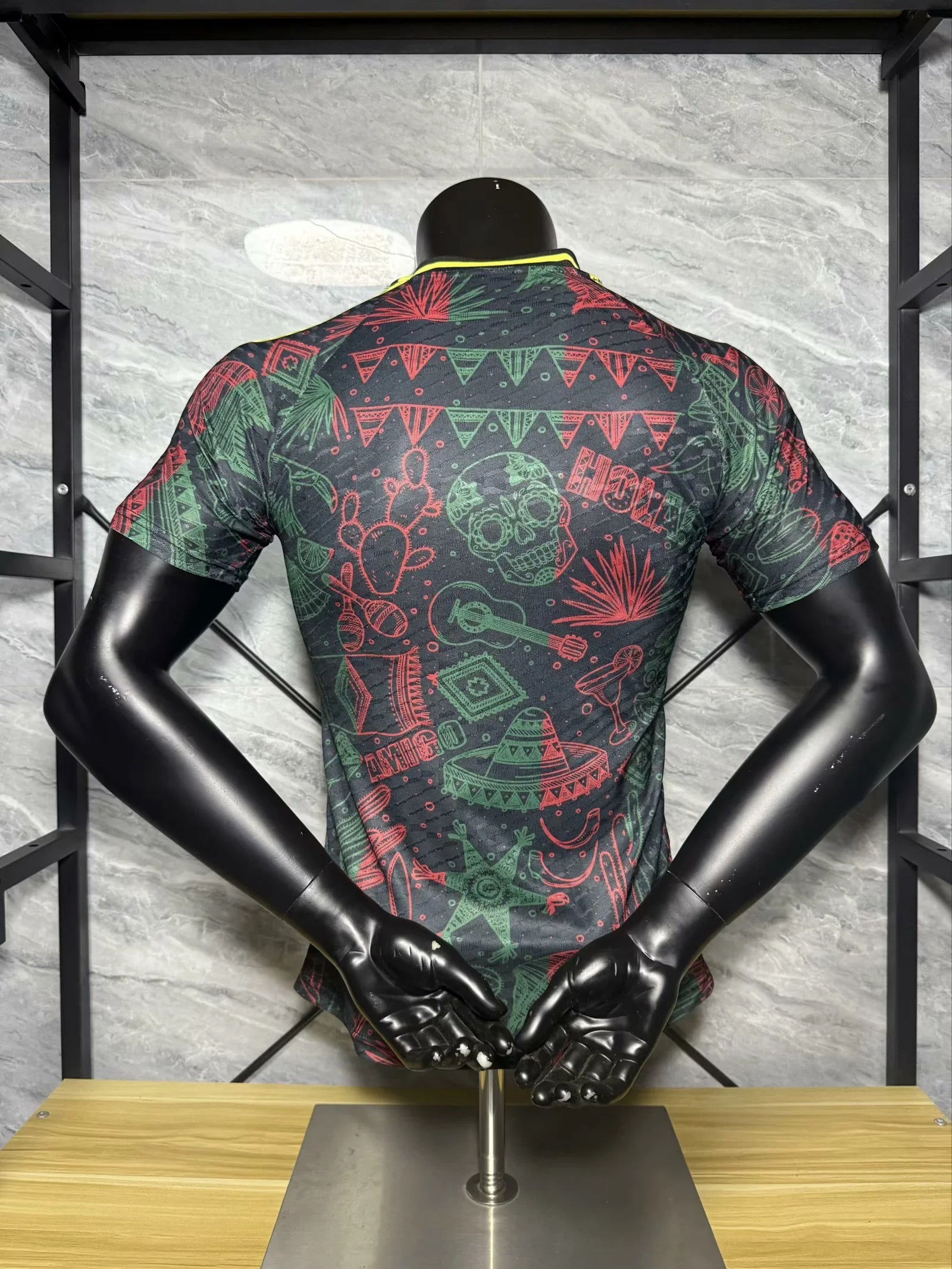 Mexique Noir & Rouge Version Joueur 2025/2026 - Vêtements de sport