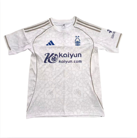 Notthingham forest extérieur 2025/2026 - Vêtements de sport