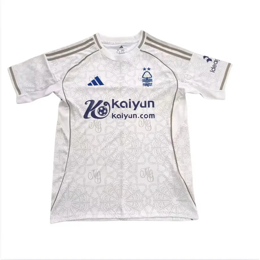 Notthingham forest extérieur 2025/2026 - Vêtements de sport