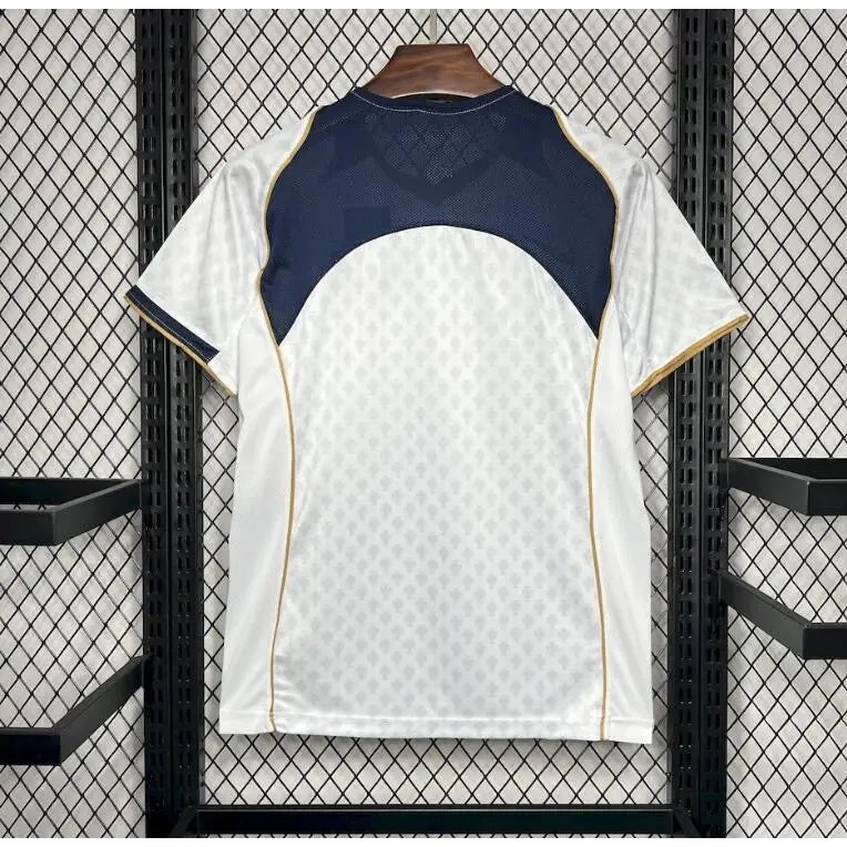 Portugal Extérieur Retro 2004 - Vêtements de sport
