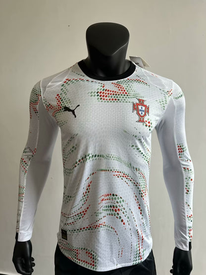 Portugal Extérieur Version Joueur Manches Longues 2025/2026 - Vêtements de sport
