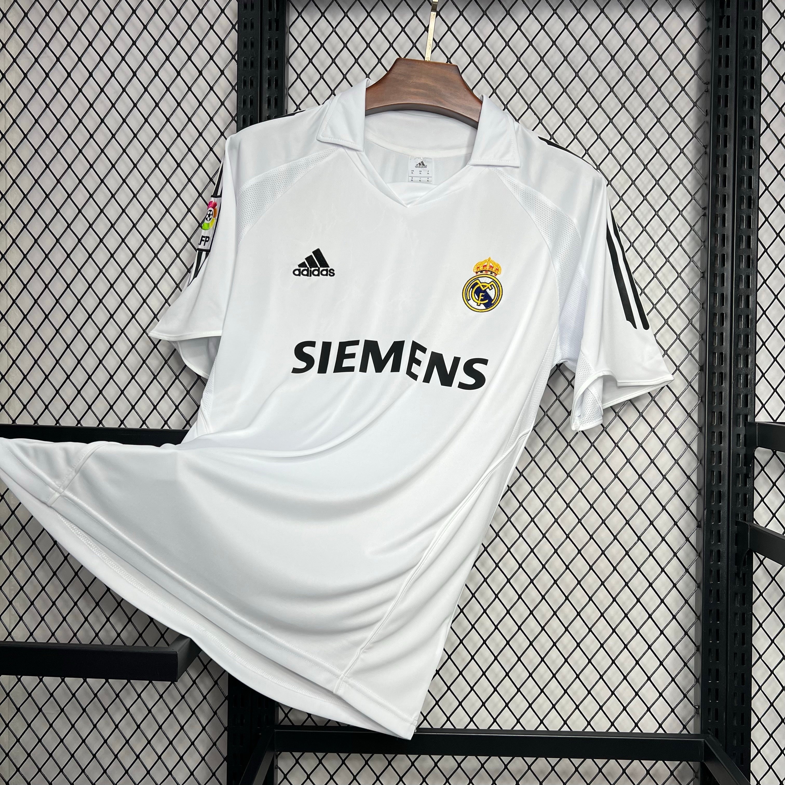 Real Madrid Domicile Retro 2005/2006 - Vêtements de sport