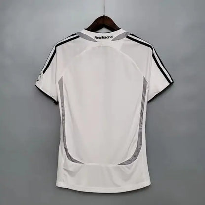Real Madrid Domicile Retro 2006/2007 - Vêtements de sport