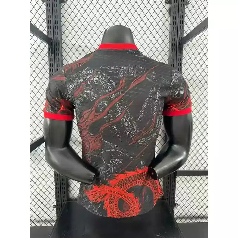 Real Madrid Dragon Noir Version Joueur 2025/2026 - Vêtements de sport