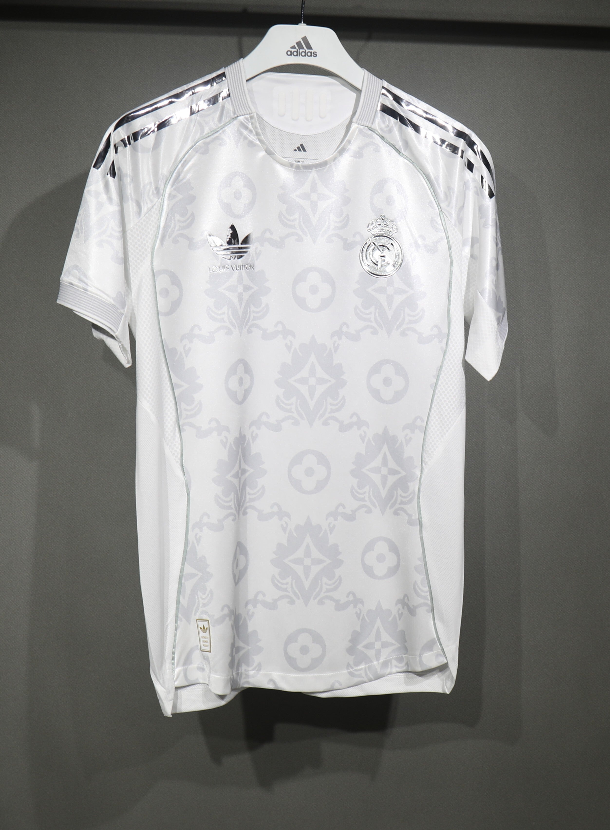 Real Madrid Spécial Edition Blanc 2025/2026 Vêtements de sport