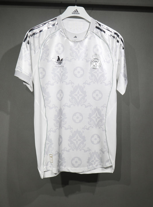 Real Madrid Spécial Edition Blanc 2025/2026 Vêtements de sport