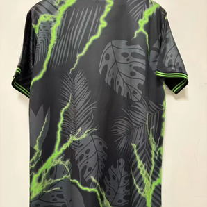 Real Madrid Spécial Edition Vert 2025/2026 Vêtements de sport