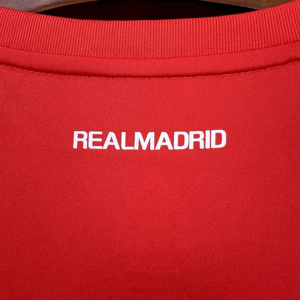 Real Madrid Third 2011/2012 - Vêtements de sport