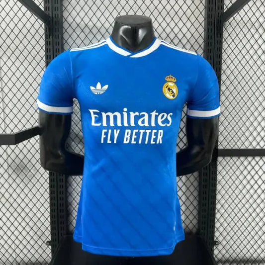 Real Madrid Version Joueur Exterieur 2025/2026 - S #MWS Options 2 - Vêtements de sport