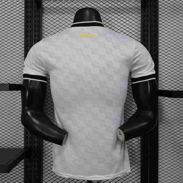 Real Madrid Version Joueur Spécial Extérieur 2025/2026 - Vêtements de sport