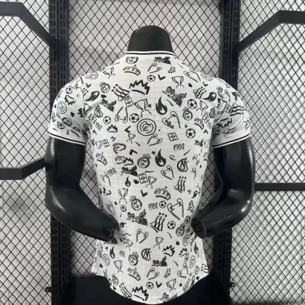 Real Madrid Version Joueur Spécial Extérieur 2025/2026 - Vêtements de sport