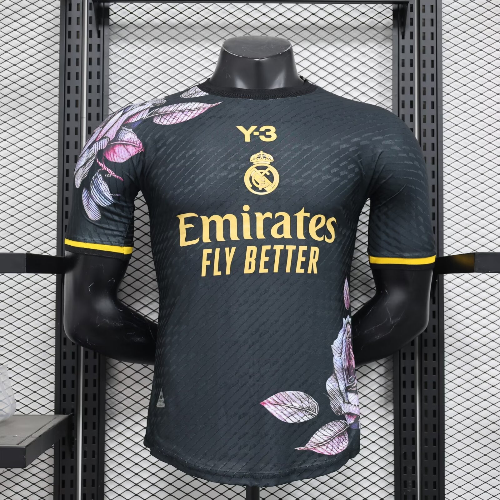 Real Madrid Y-3 Black 2024/2025 - Yamamoto Edition / S - Vêtements de sport