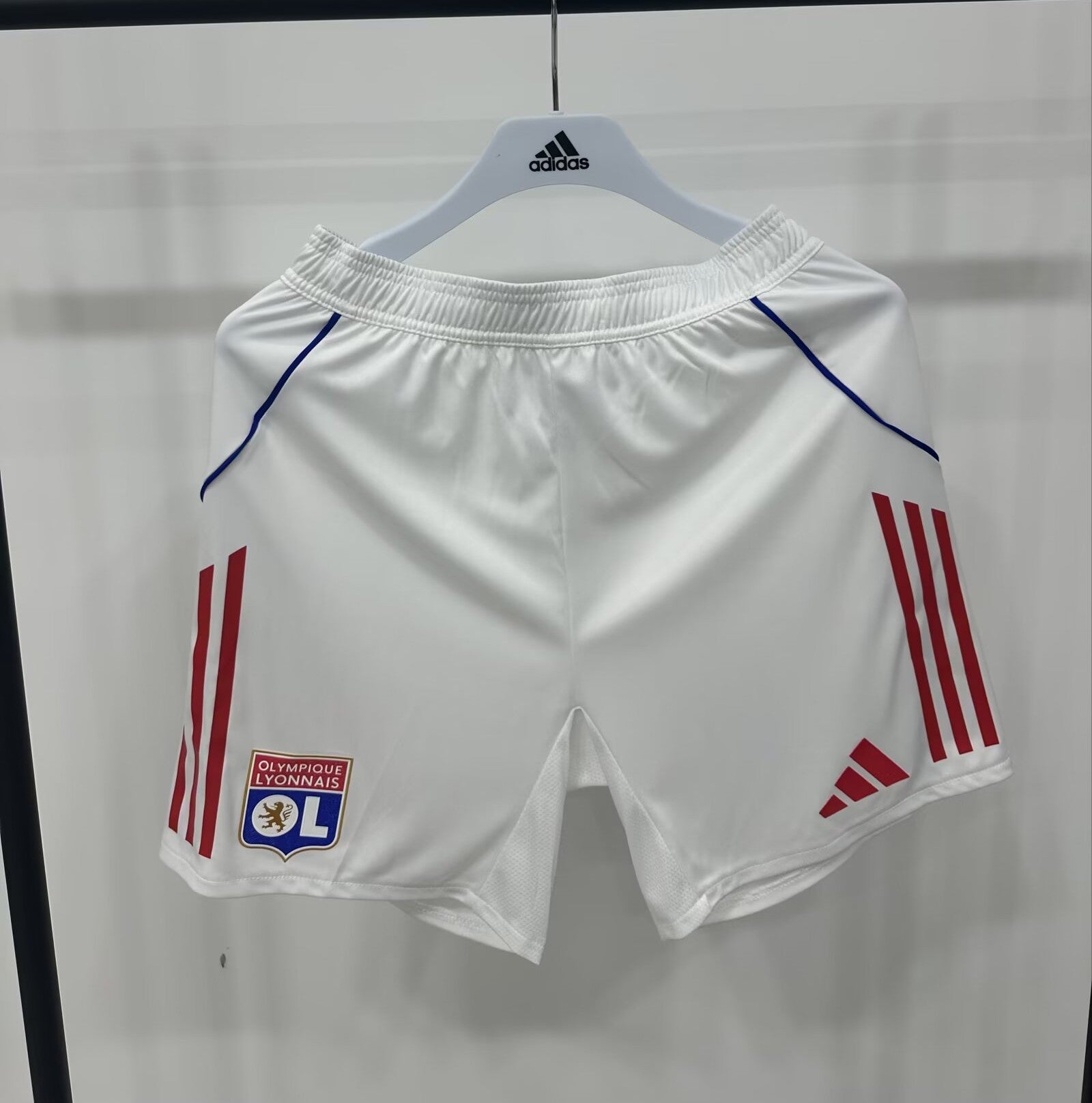 Short Olympique Lyonnais Domicile 2025/2026 - Vêtements de sport