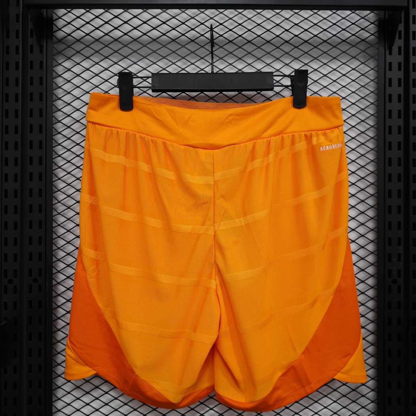 Short Real Madrid Extérieur Version Joueur 2024/2025 - Vêtements de sport