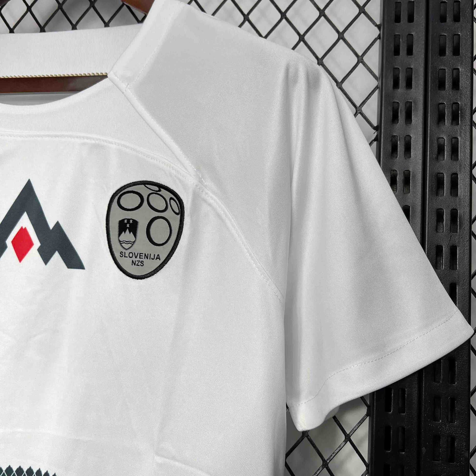 Slovénie Extérieur Euro2024 - Vêtements de sport